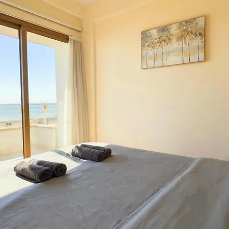 Апартаменти Davinci Seaview 2bdr Makenzy *